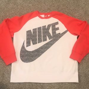 Large Nike Crew Sweatshirt